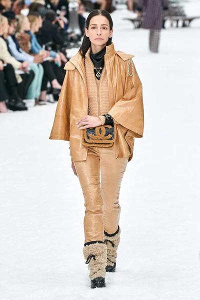 Look 36